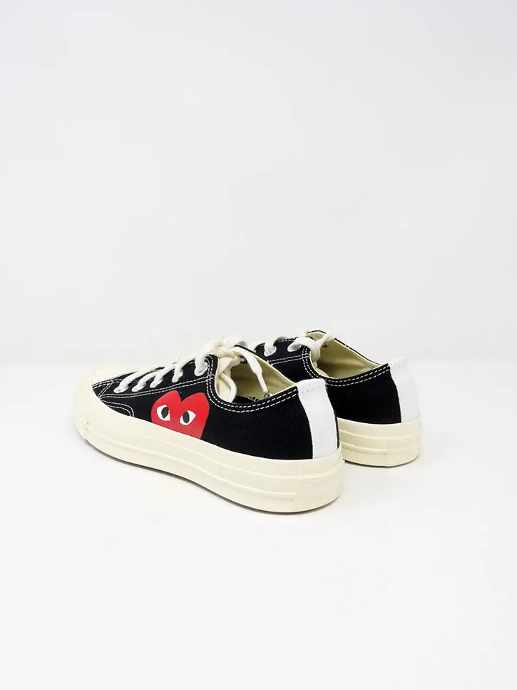 Comme des Garçons PLAY Converse, Low-Top, Black Single Heart