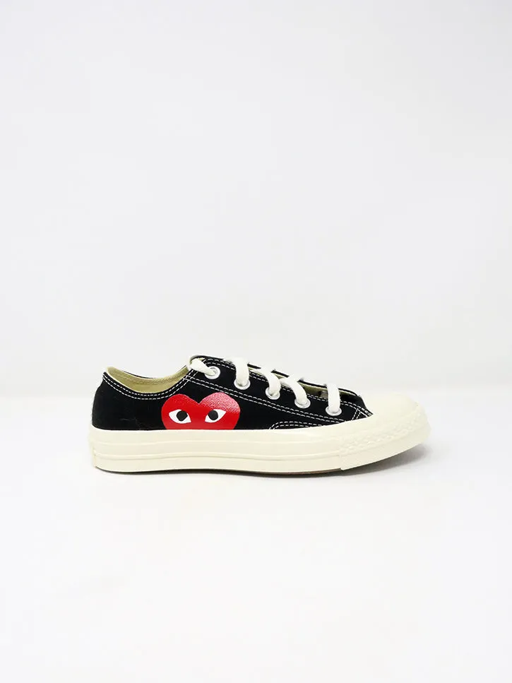 Comme des Garçons PLAY Converse, Low-Top, Black Single Heart