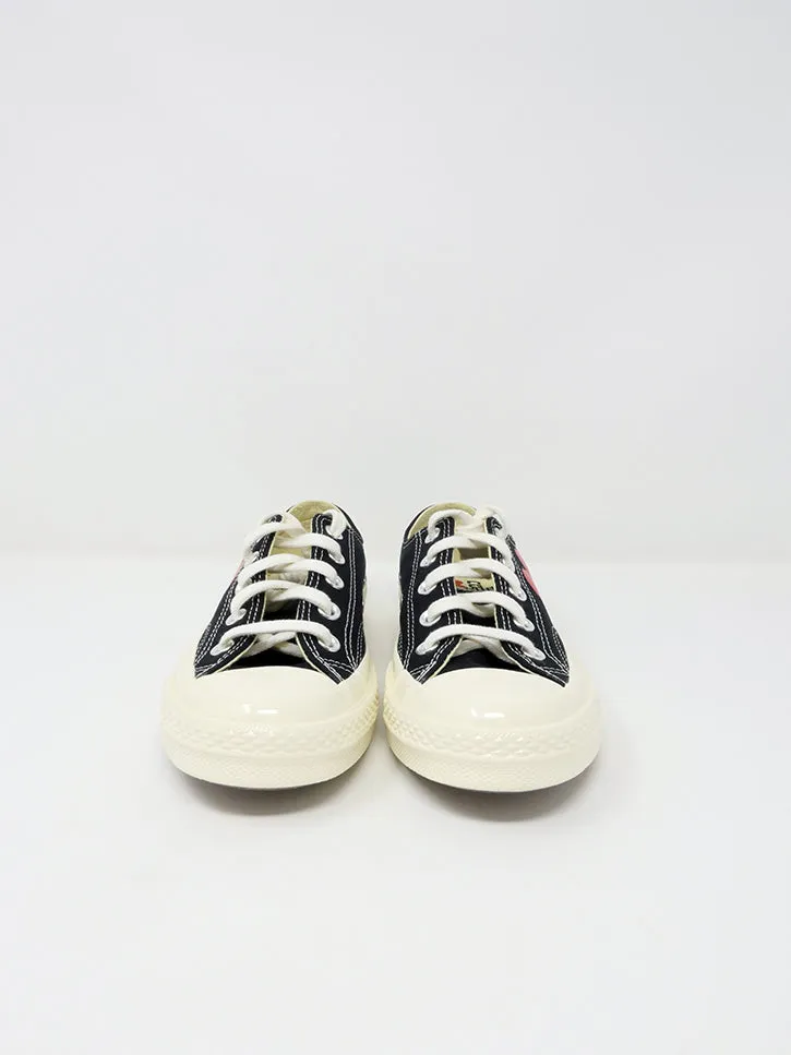 Comme des Garçons PLAY Converse, Low-Top, Black Single Heart