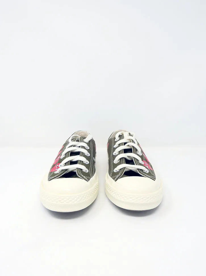 Comme des Garçons PLAY Converse, Low-Top, Khaki Multi Heart