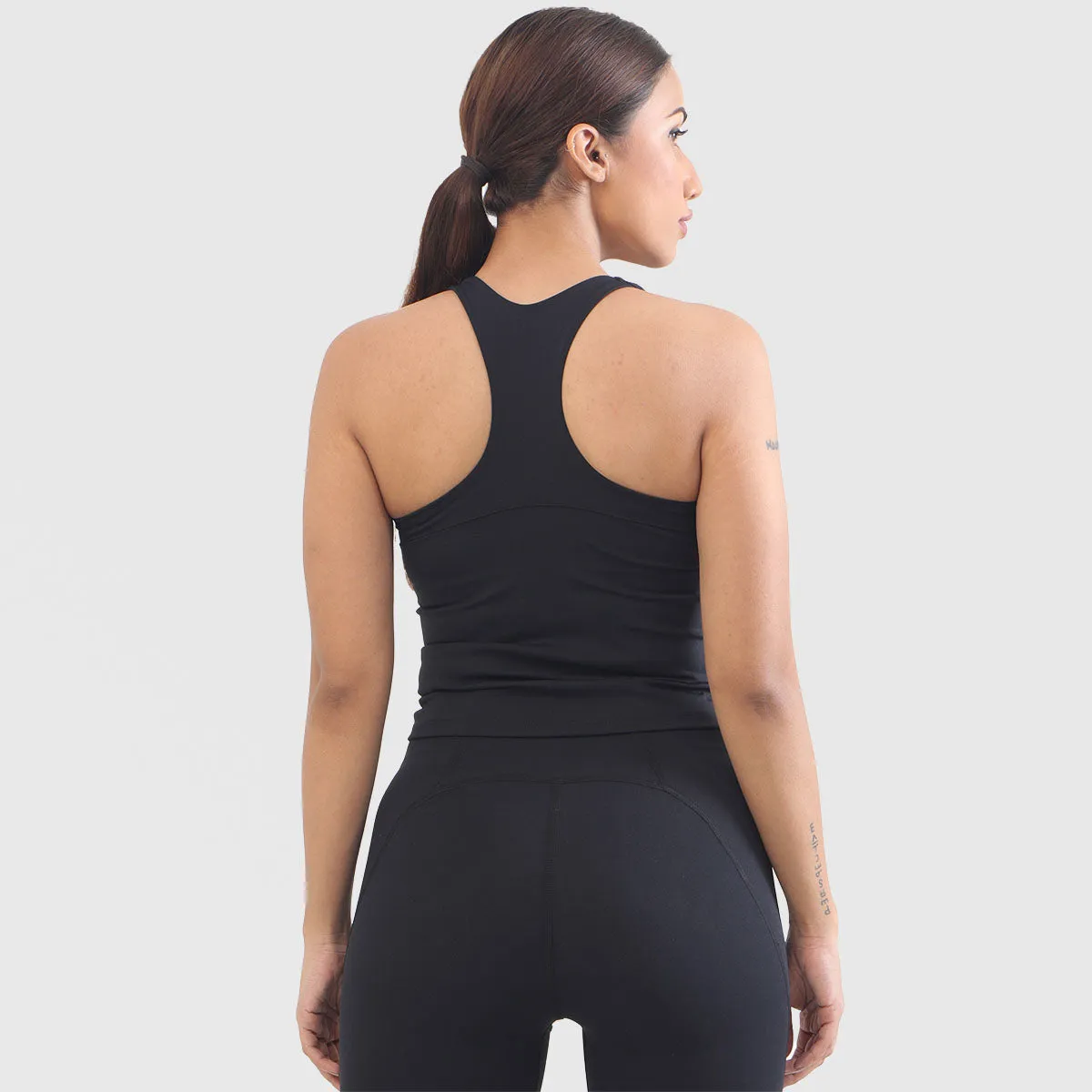 Curvet Sports Bra (Black)