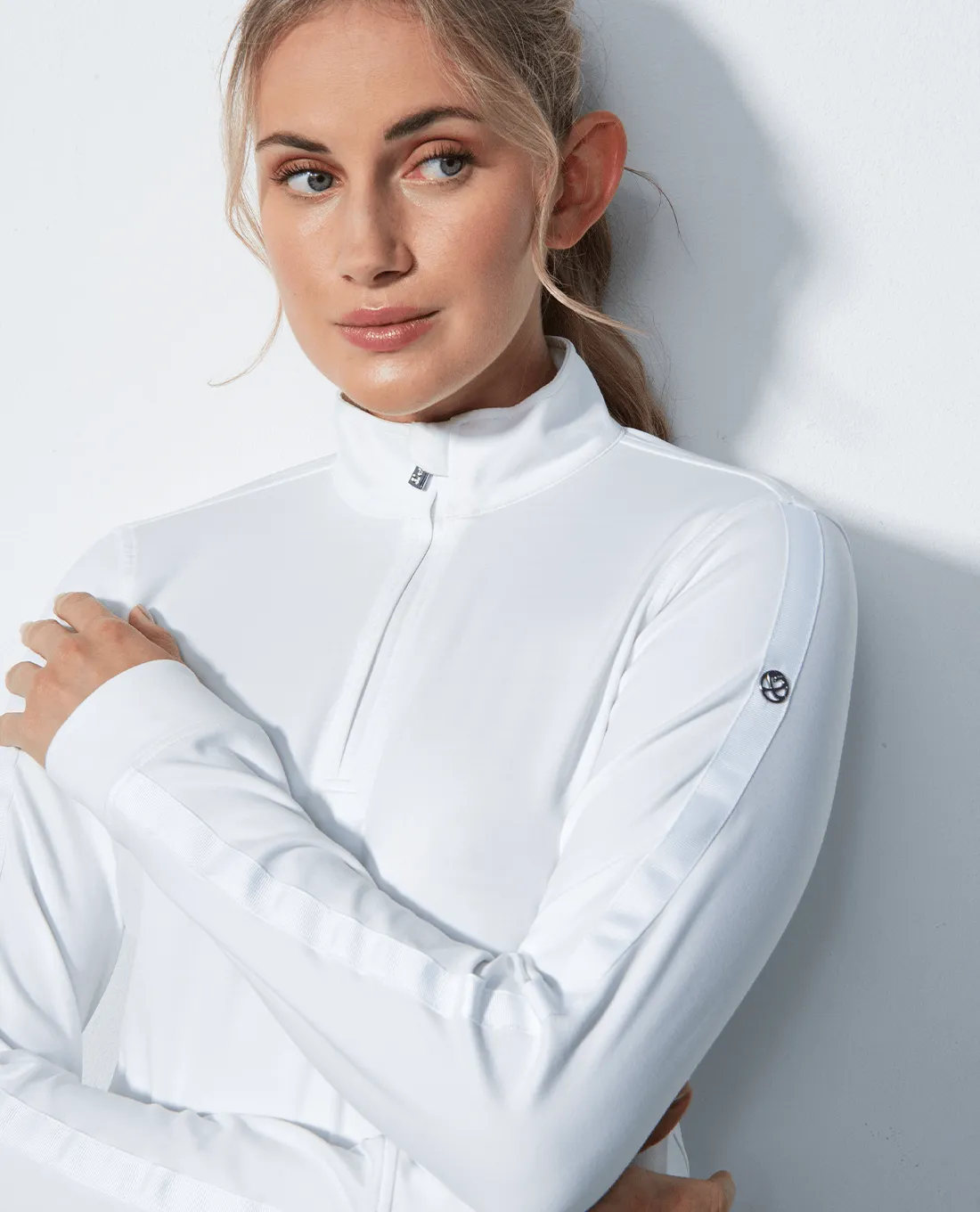 DAILY SPORTS Anna Half Zip Neck 055 White