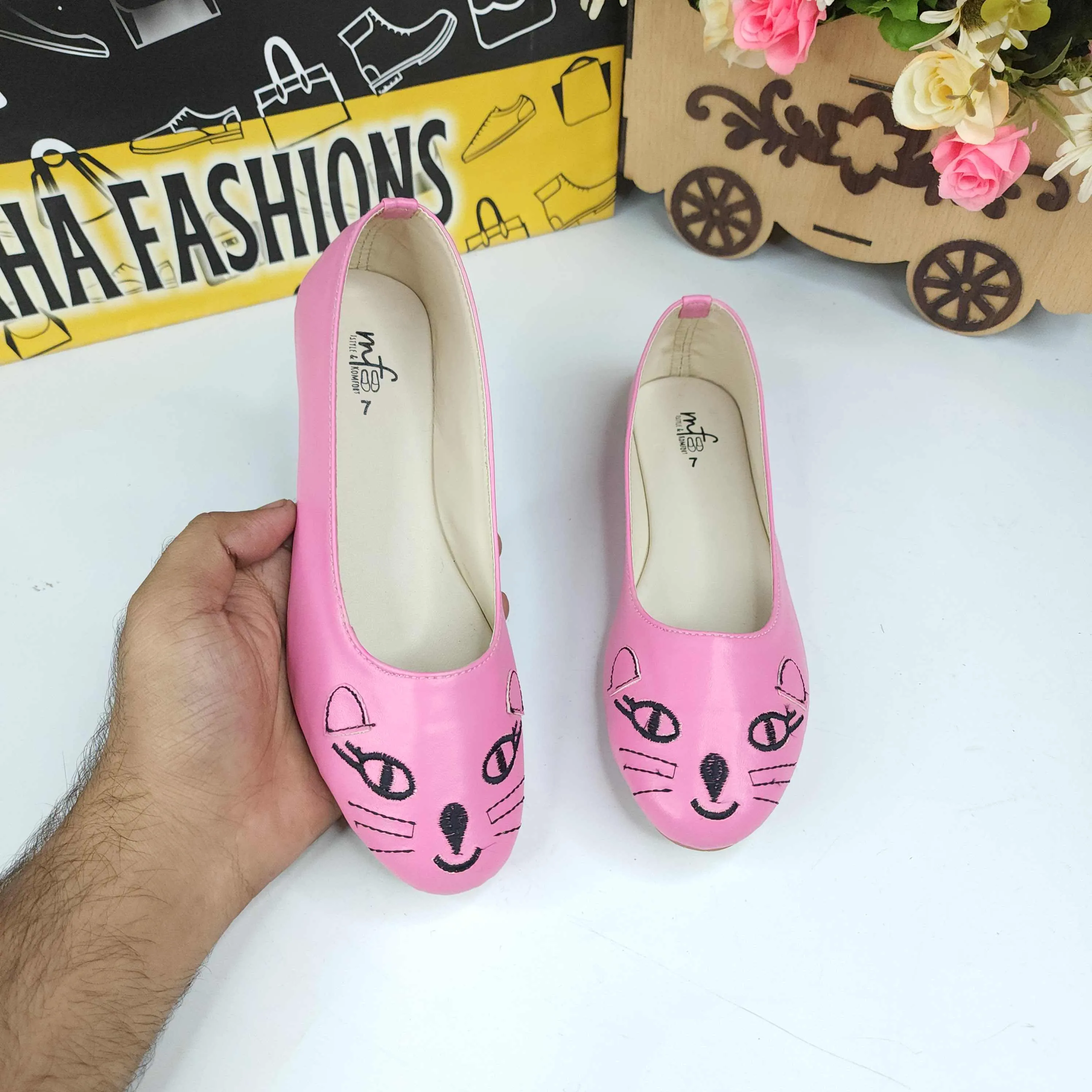 Meow Casual Pumps