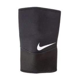 Nike Pro Closed-Patella Knee Sleeve