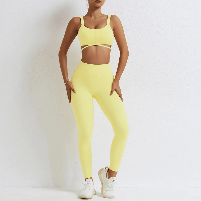 Seamless Gym Sports Suit with Bra and Shorts/Leggings - SF1678