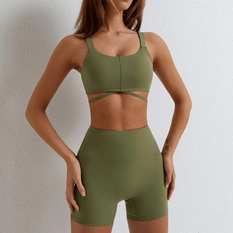 Seamless Gym Sports Suit with Bra and Shorts/Leggings - SF1678