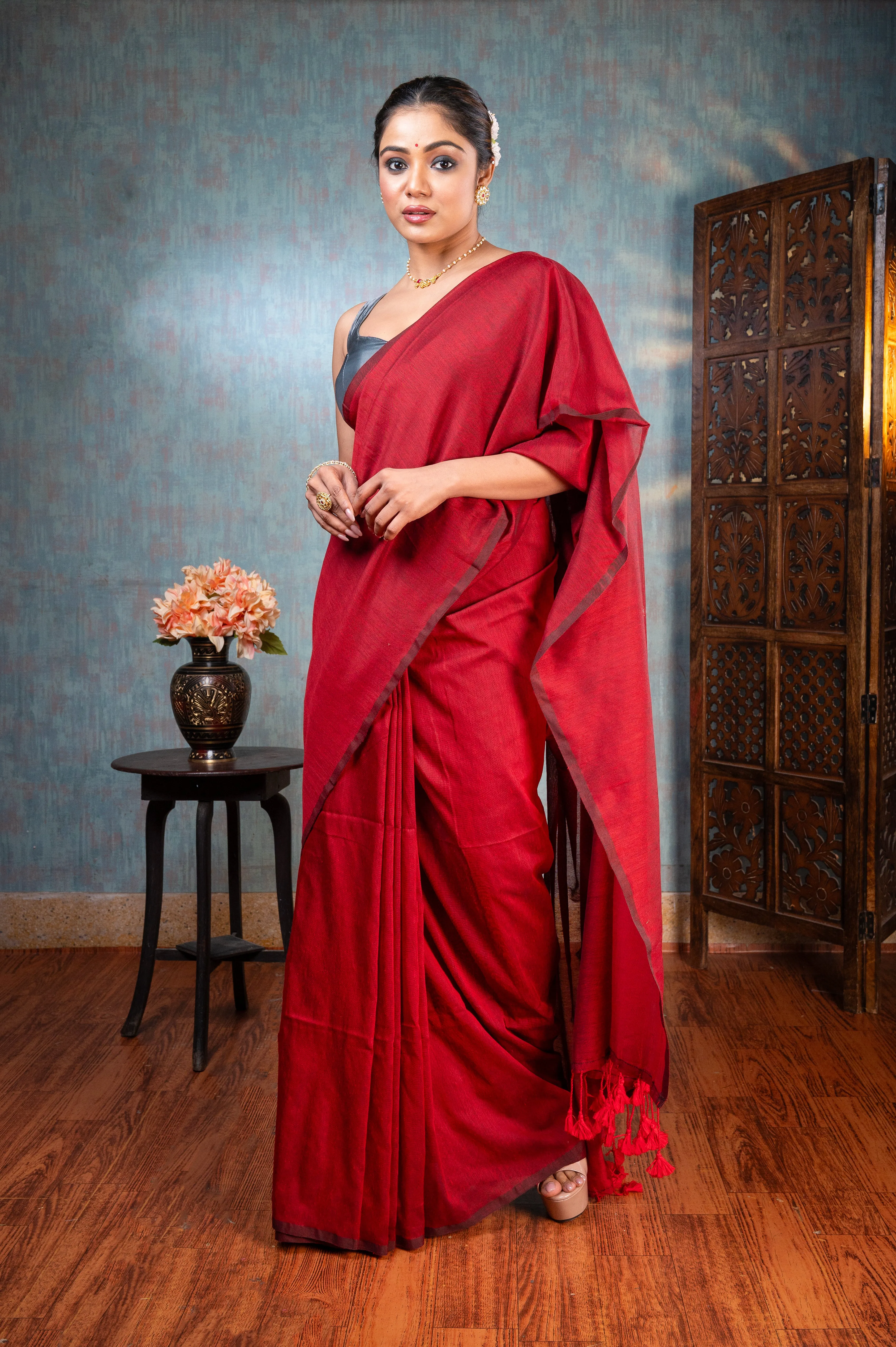 Women Red Handloom Cotton Saree